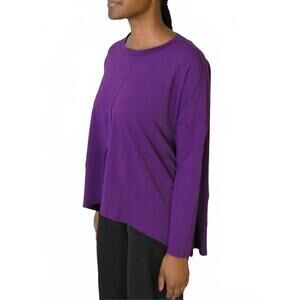 NEW LIV front pleat flowy top in amethyst